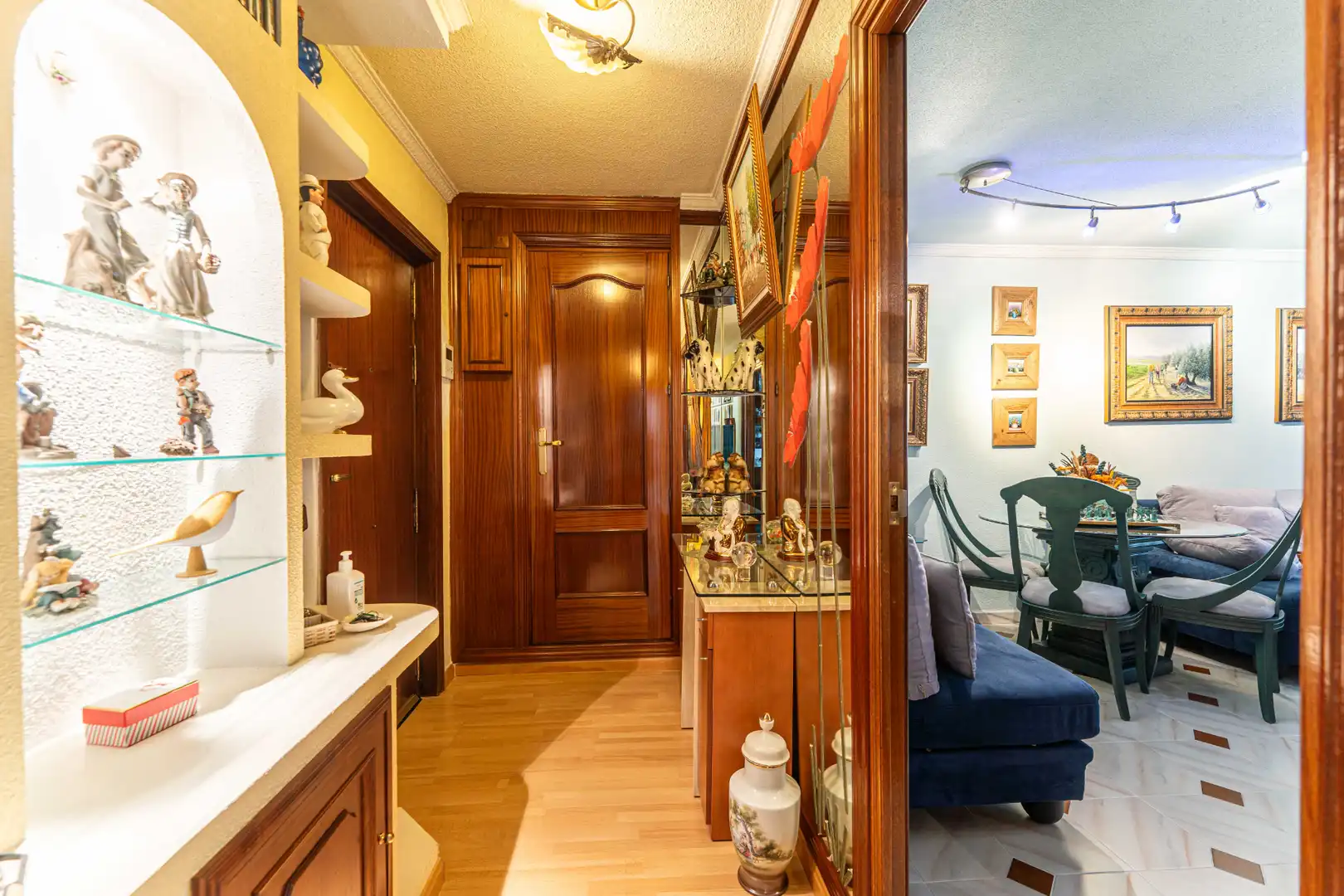 Flat for sale in Madrid  with Heating, Terrace and Furnished
