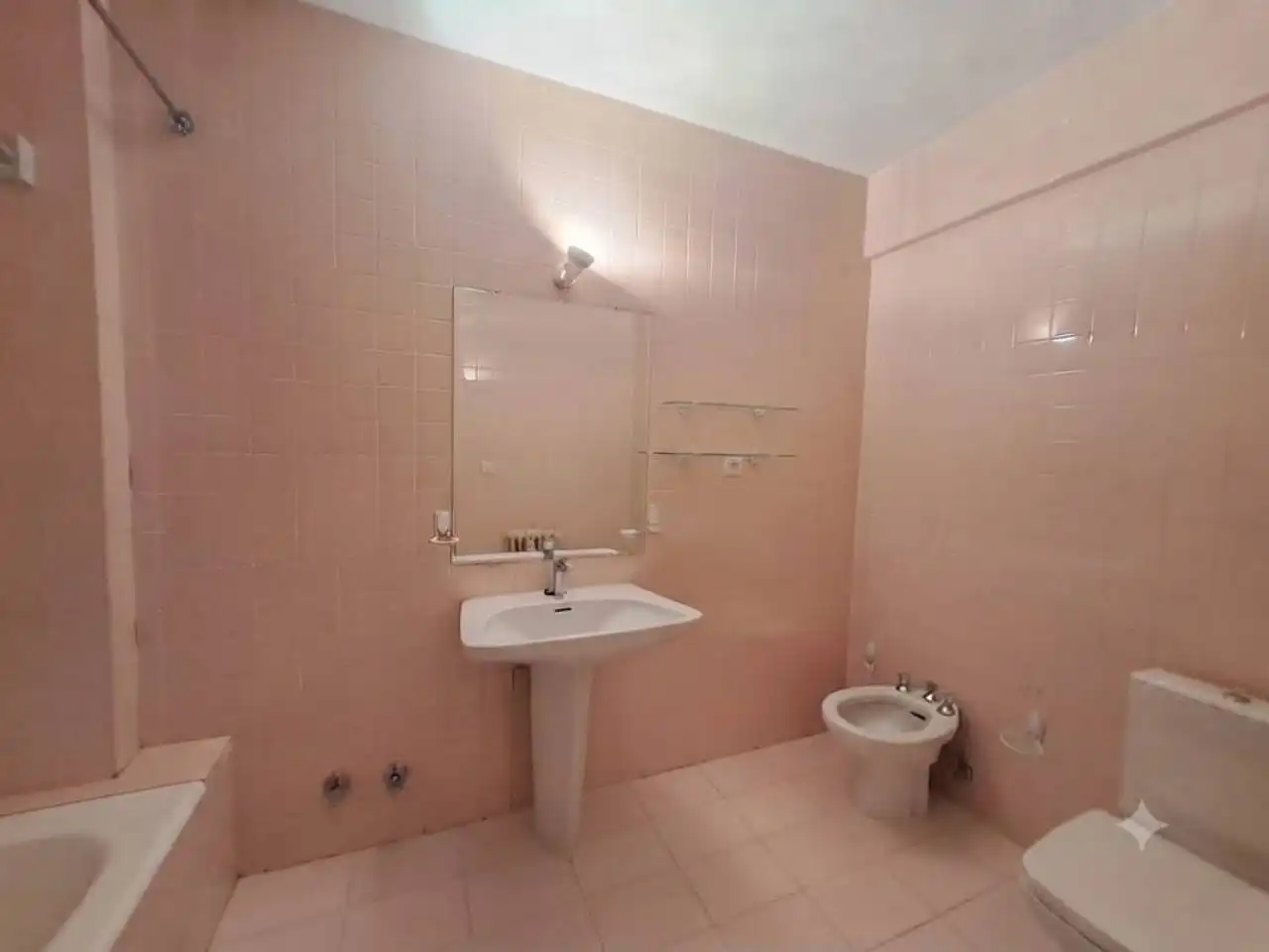 Bathroom of Flat for sale in Burgos  with Heating and Alarm