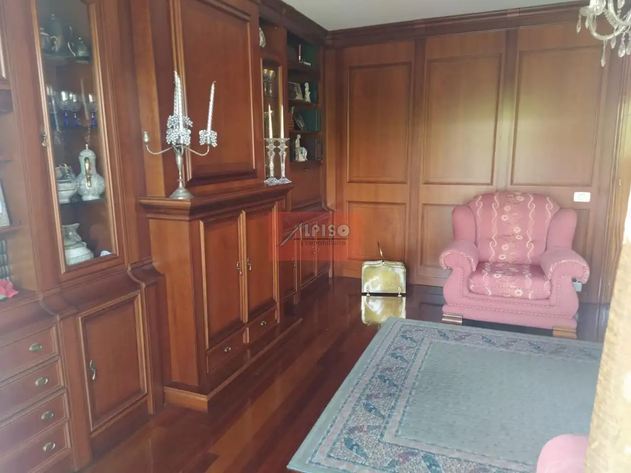 Sala d'estar de Dúplex en venda en Ourense Capital  amb Calefacció, Parquet i Moblat