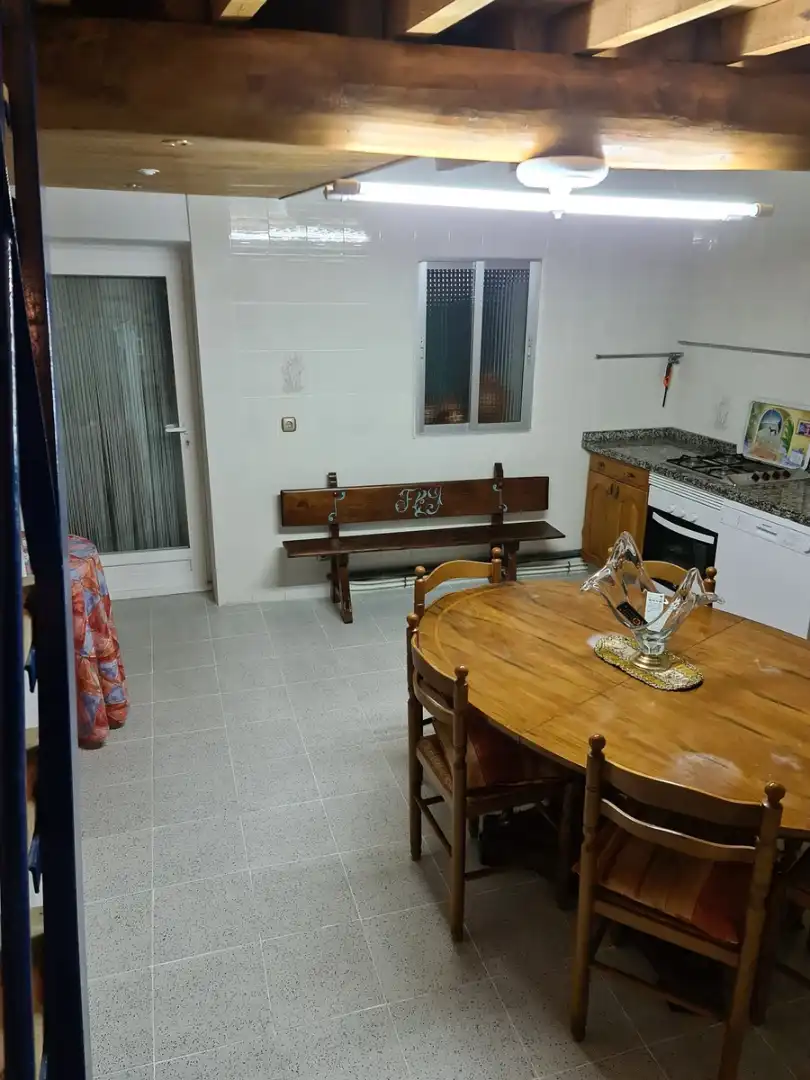 Menjador de Casa o xalet en venda en Armenteros amb Moblat