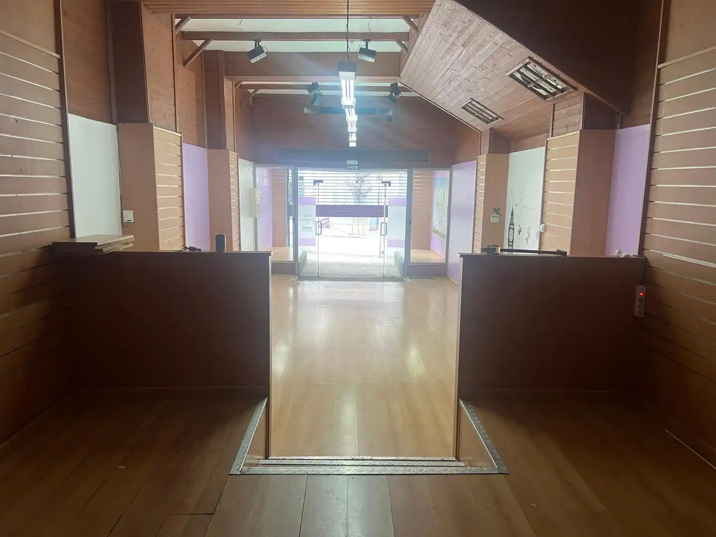Local de lloguer en Mollet del Vallès amb Parquet