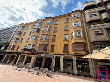 Pis amb ascensor en venda a Centro Ciudad