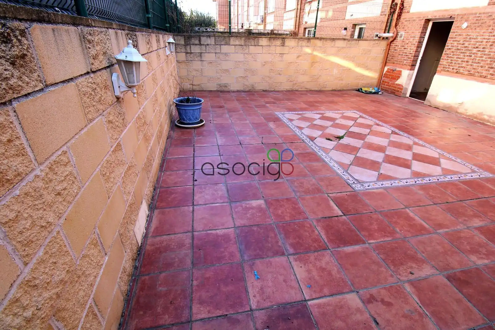 Terraza de Casa adosada en venta en Azuqueca de Henares con Calefacción
