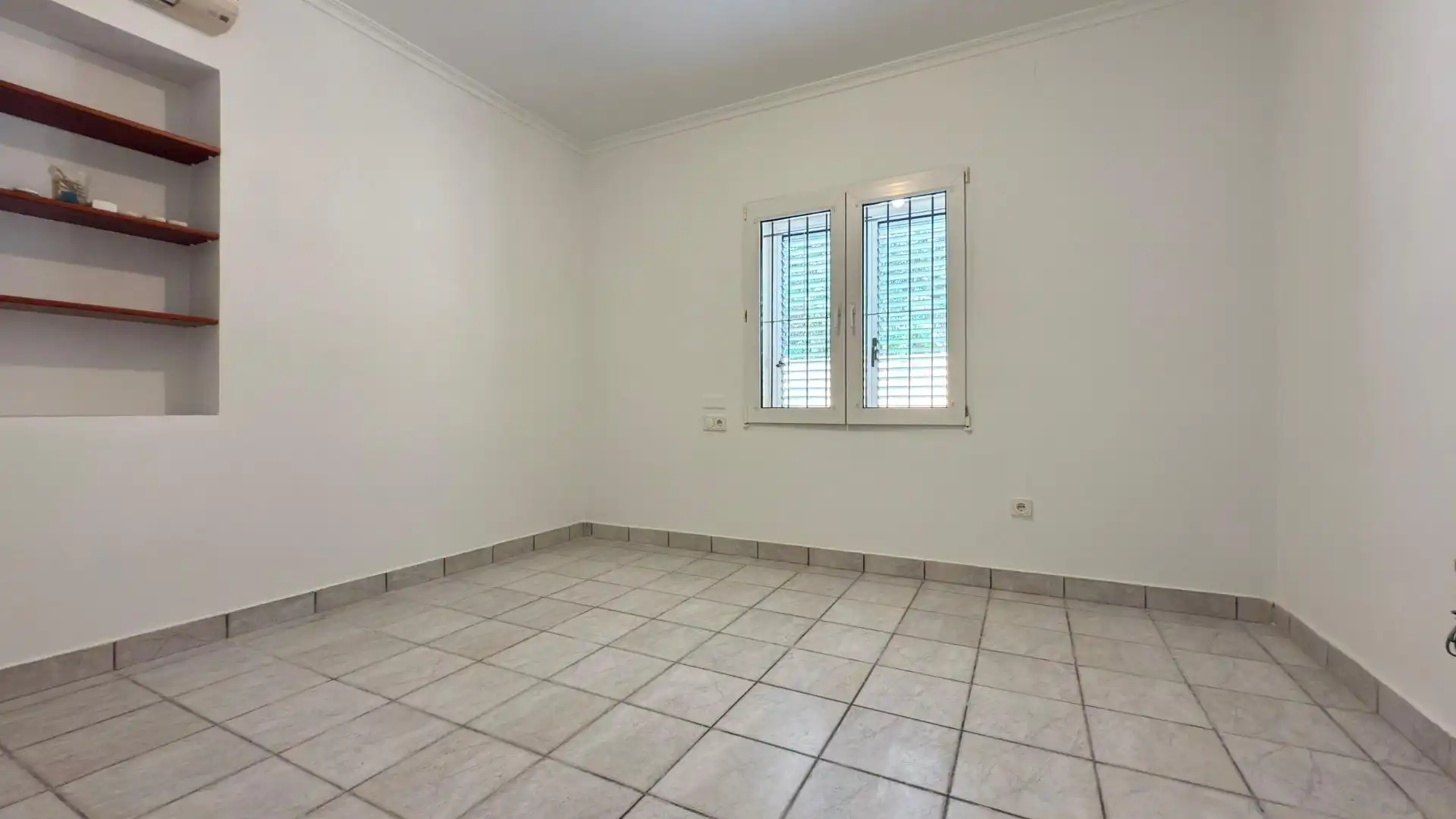 Casa o xalet en venda en Alicante / Alacant amb Aire condicionat, Calefacció i Jardí privat