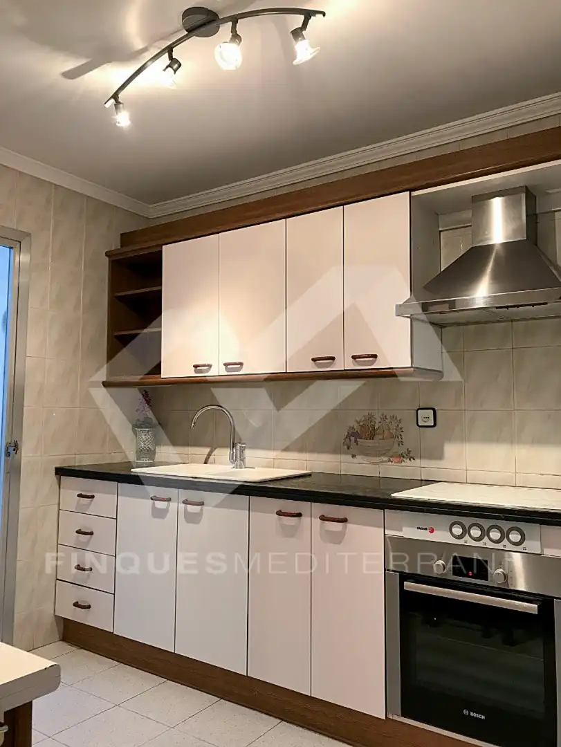 Cuina de Pis en venda en Tarragona amb Aire condicionat, Calefacció i Terrassa
