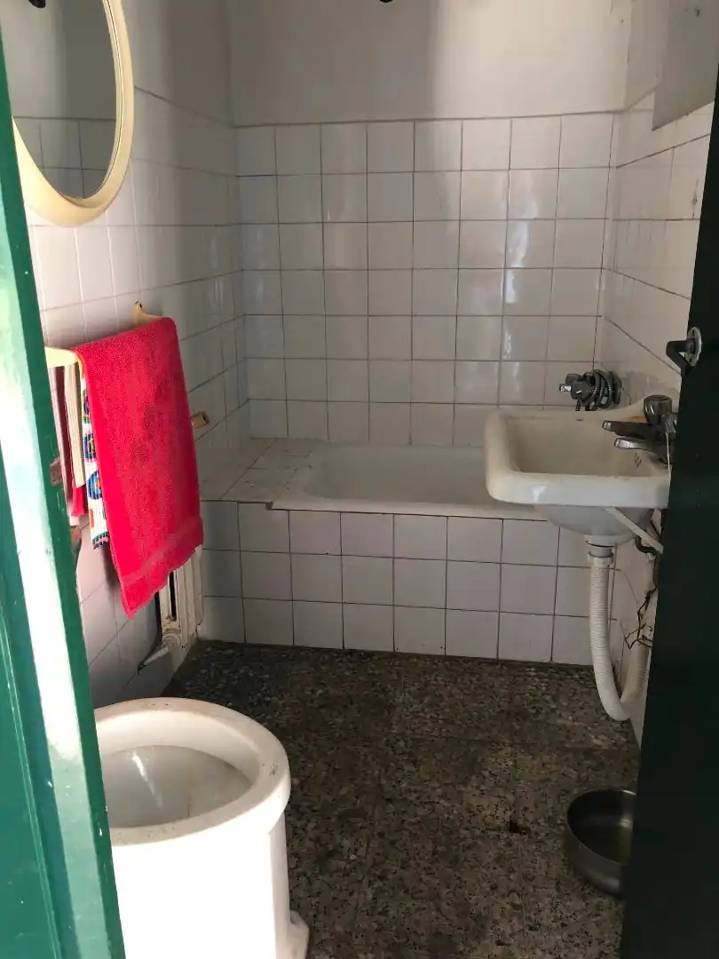 Badezimmer von Haus oder Chalet zum Verkauf in Oleiros mit Privatgarten, Parkett und Terrasse