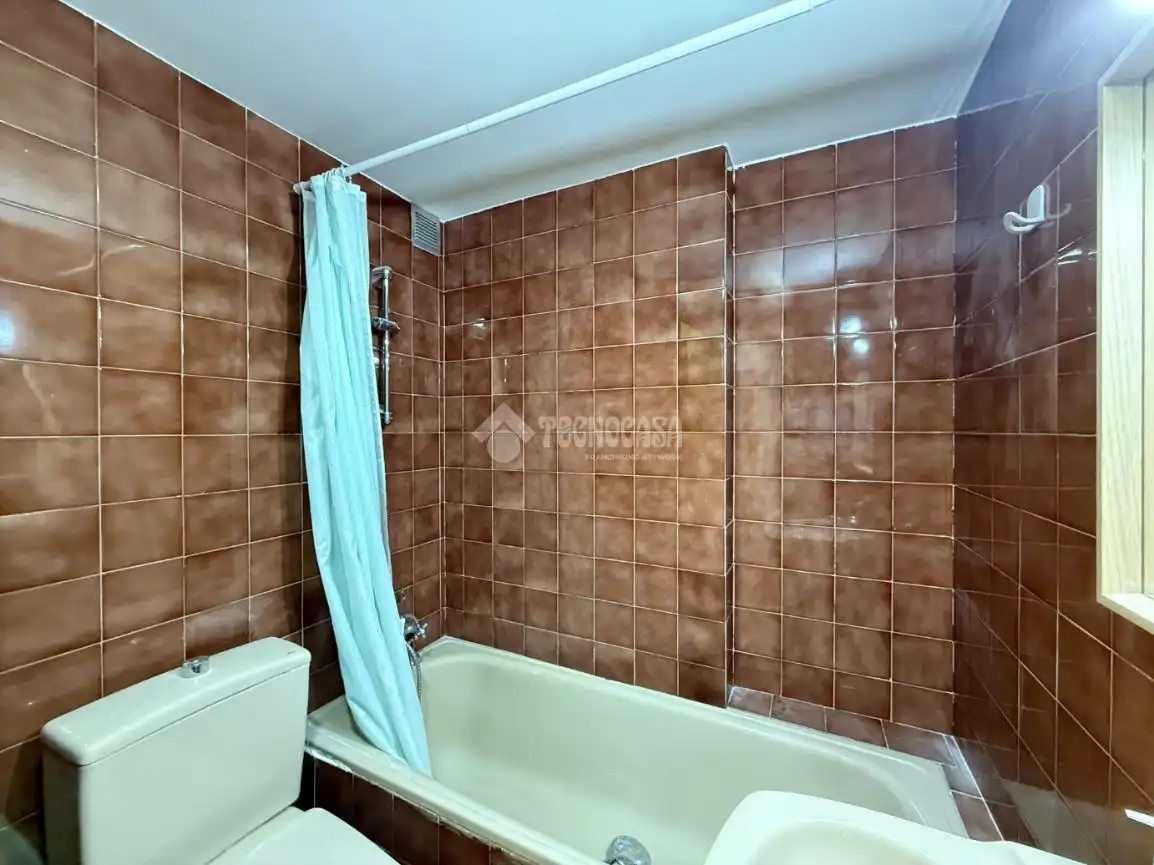 Bathroom of Flat for rent in Majadahonda  with Heating