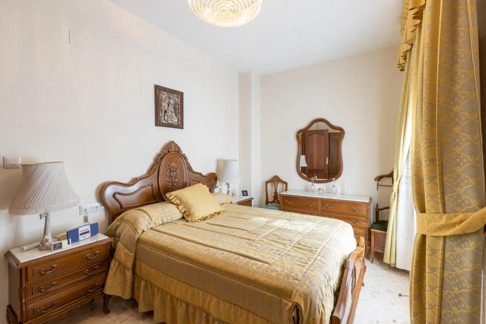 Bedroom of Houses for sale in Granada