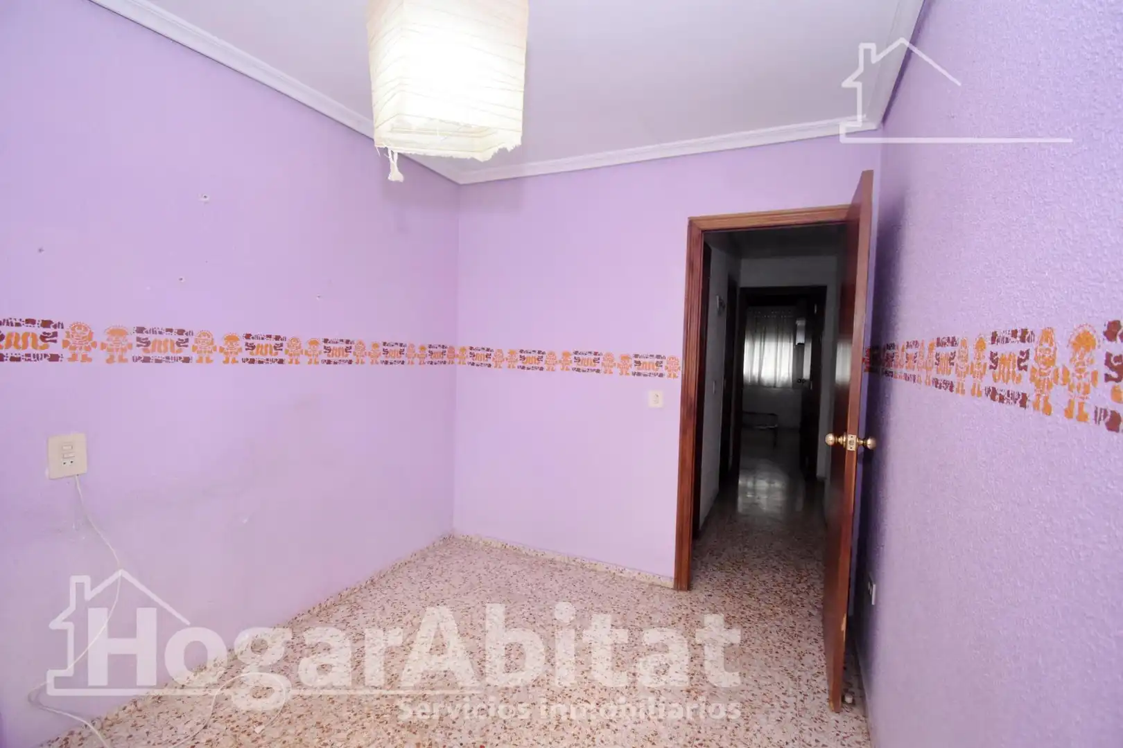 Habitación de Piso en venta en Castellón de la Plana / Castelló de la Plana con Trastero y Balcón