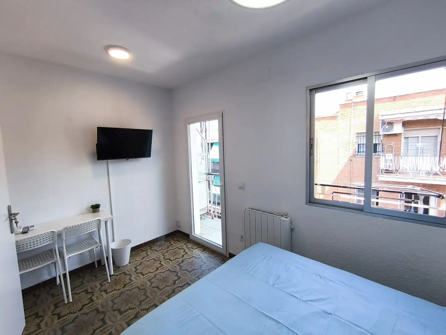 Habitación de Piso para compartir en Madrid con Calefacción, Terraza y Amueblado