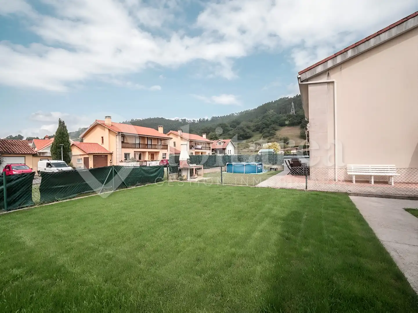 Houses for sale in Castañeda  with Heating, Private garden and Parquet flooring