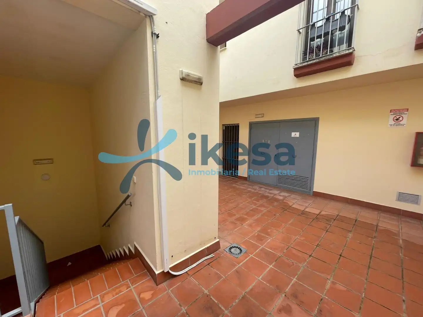 Garage zum Verkauf in Gines