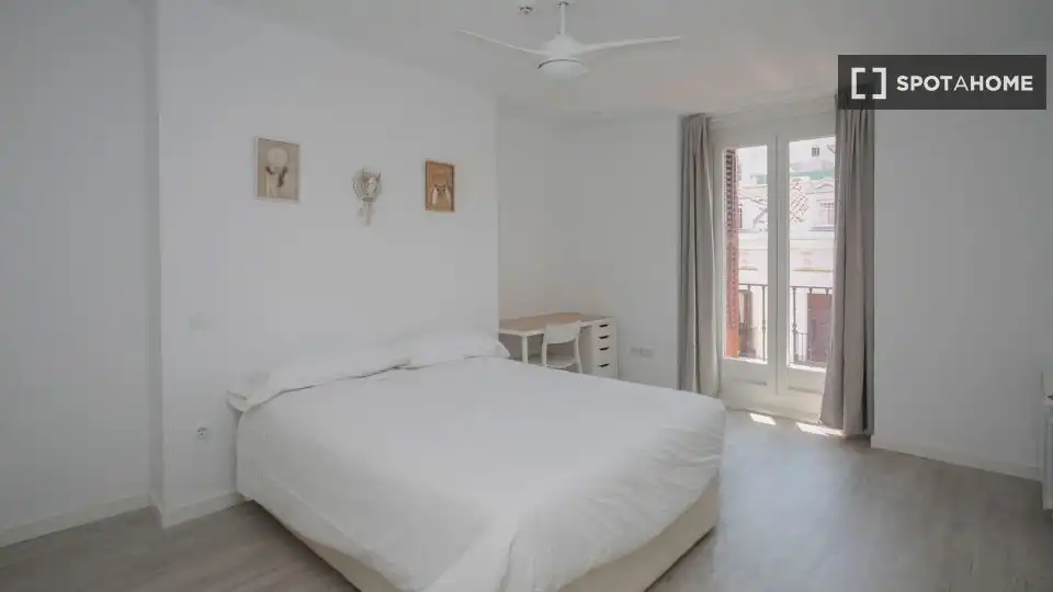 Room in Sol