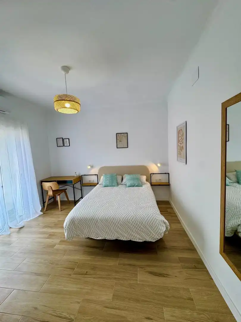 Habitación de Piso en venta en Benidorm con Calefacción, Amueblado y Balcón