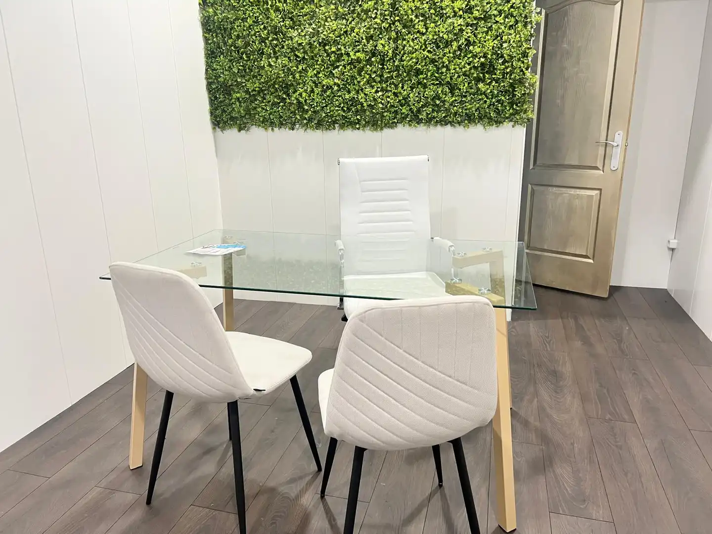 Esszimmer von Büro zur Miete in Madrid mit Möbliert, Internet und Alarm