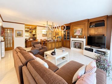 Wohnung mit Aufzug zum Verkauf in Centre