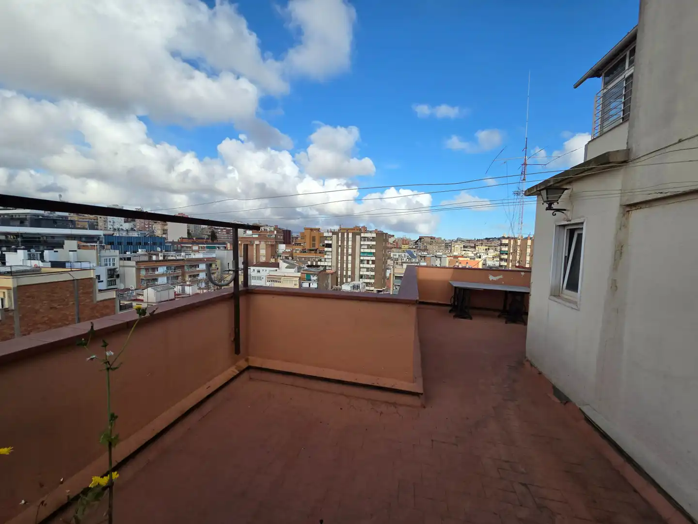 Terraza de Ático en venta en L'Hospitalet de Llobregat con Aire acondicionado y Terraza