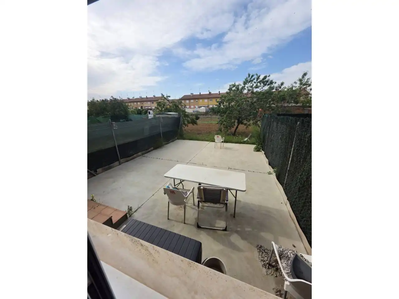 Terrassa de Casa adosada en venda en Chozas de Abajo amb Calefacció, Jardí privat i Parquet