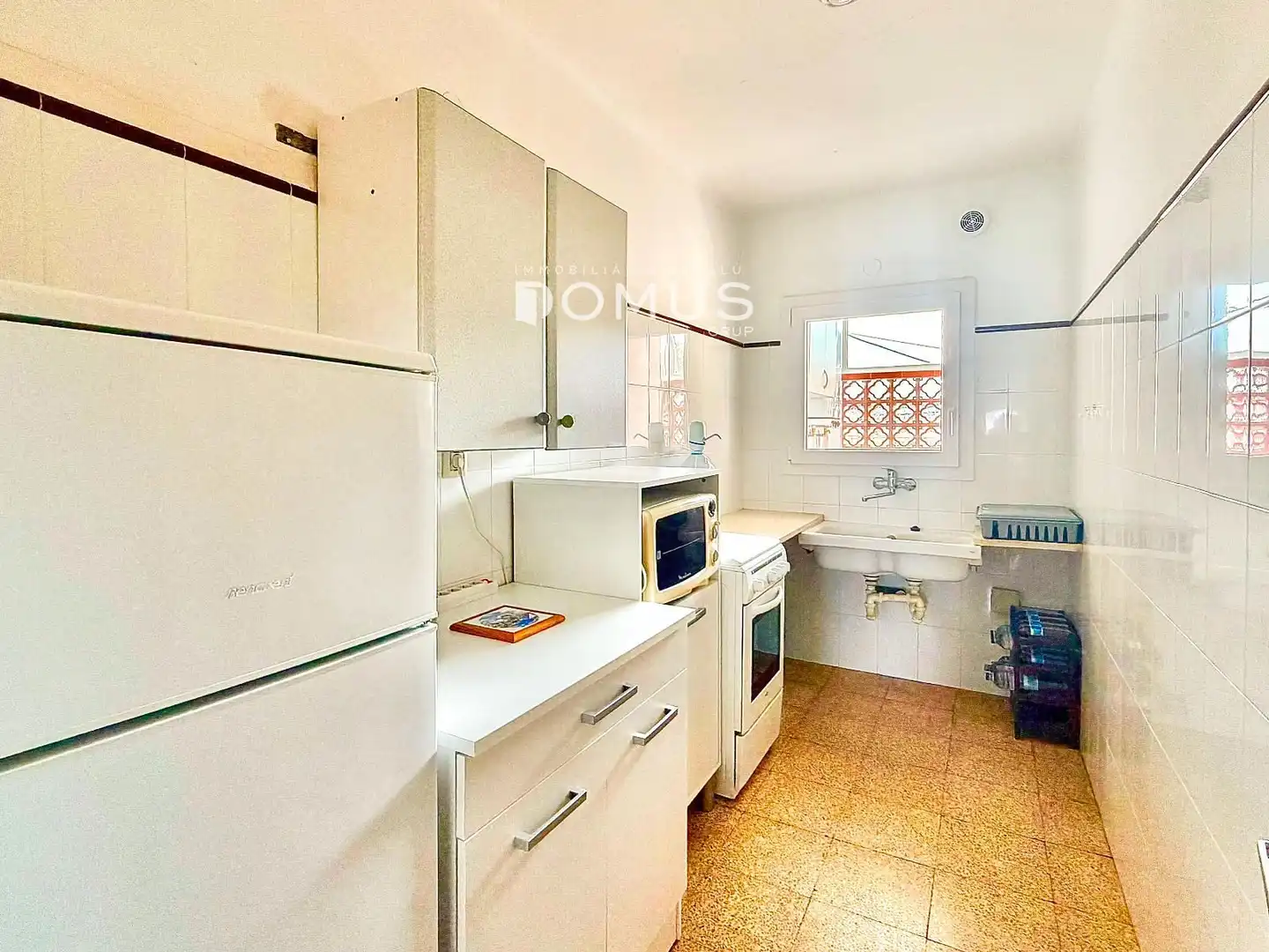 Kitchen of Flat for sale in L'Escala  with Air Conditioner, Heating and Terrace