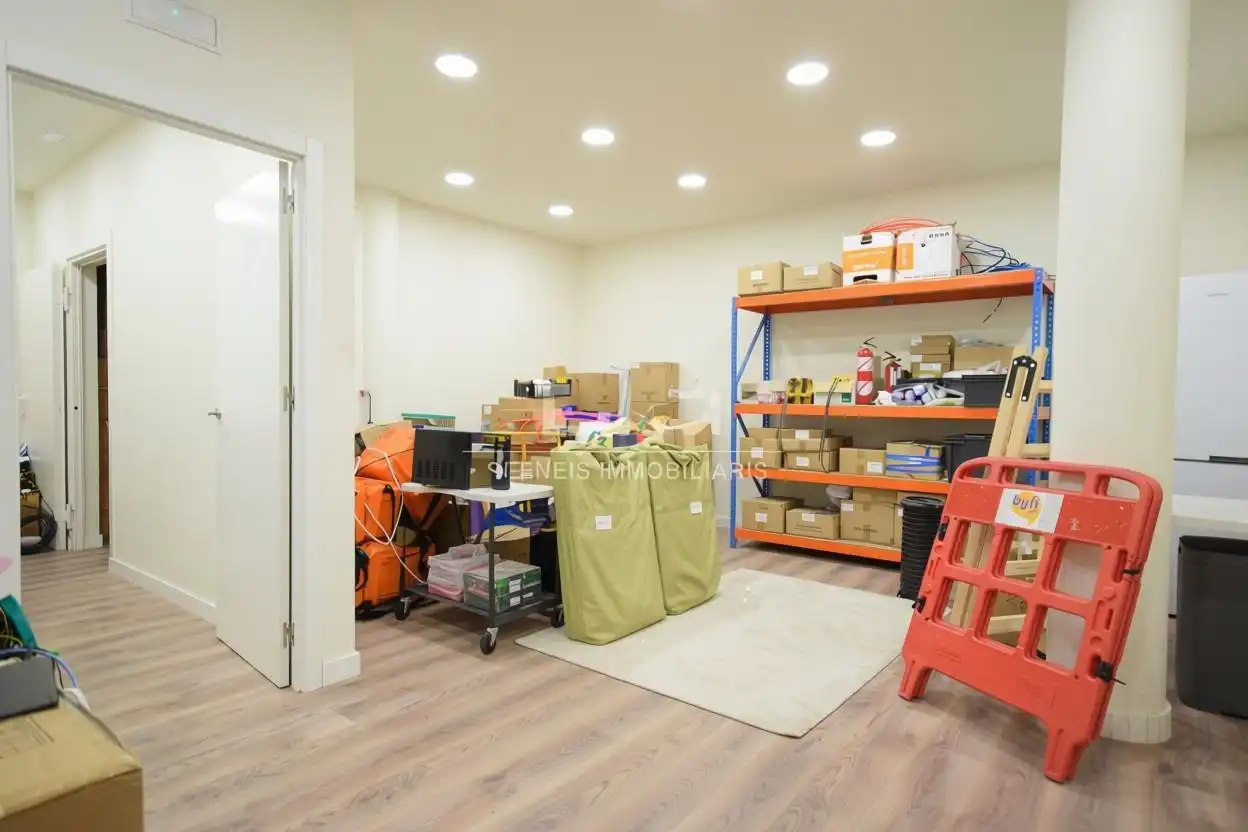 Office space with lift to rent in Pla d'en Boet, imagen 11