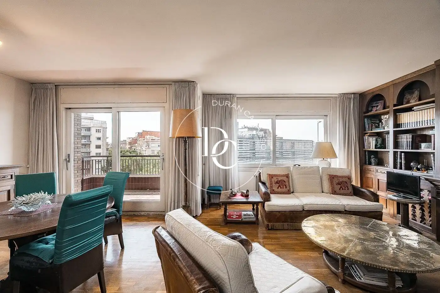 Sala de estar de Piso en venta en Barcelona con Calefacción y Balcón
