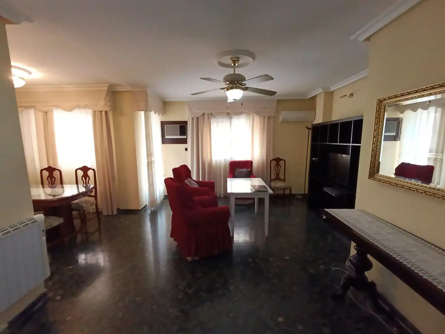 Sala de estar de Piso en venta en Linares con Aire acondicionado y Piscina comunitaria