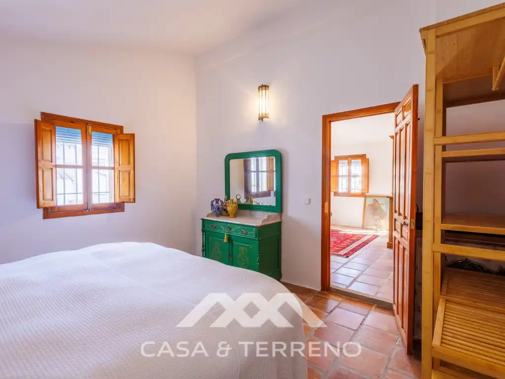Habitación de Casa adosada en venta en Comares con Aire acondicionado, Terraza y Piscina
