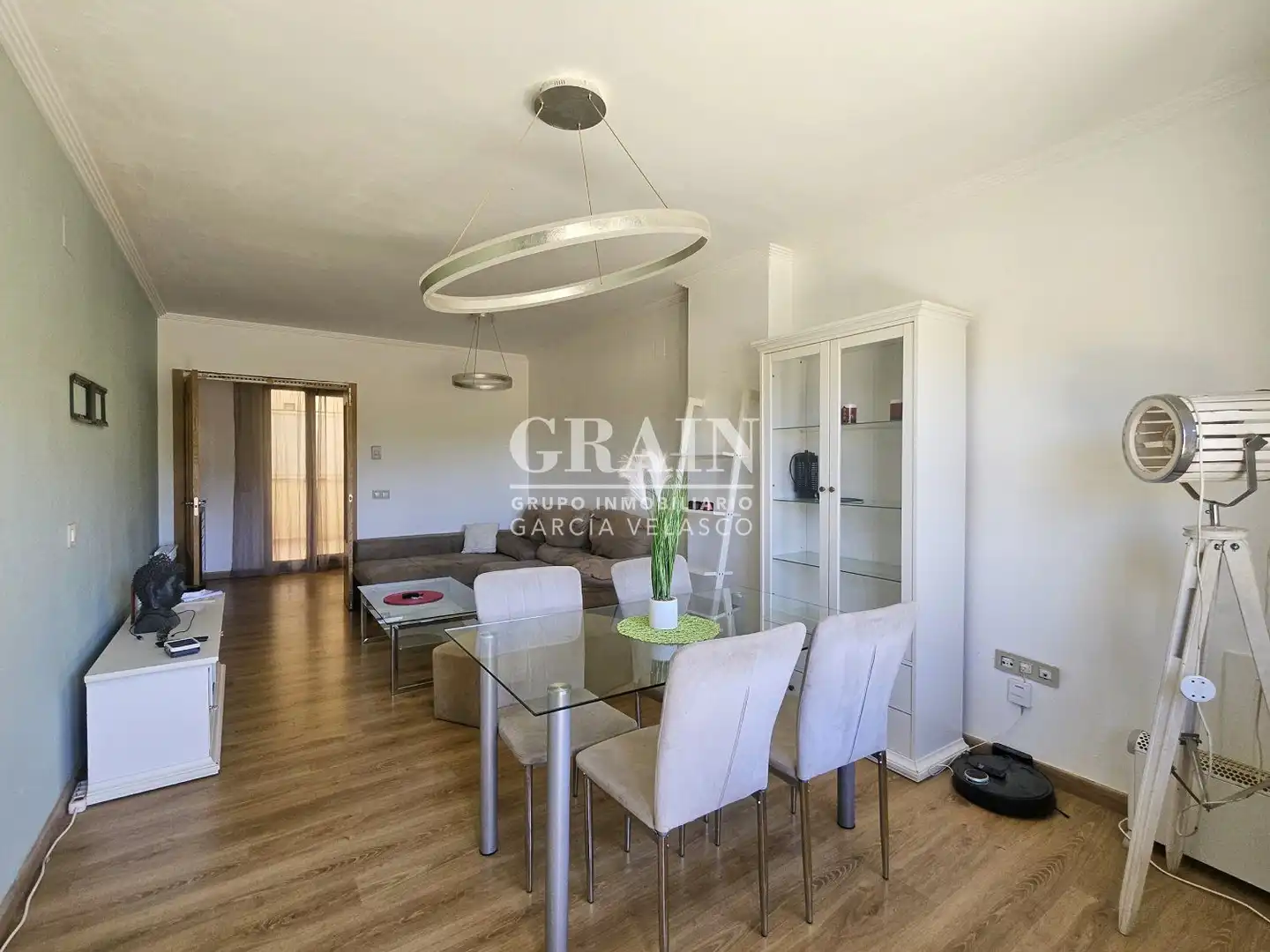 Sala de estar de Piso en venta en Albacete con Calefacción, Terraza y Trastero