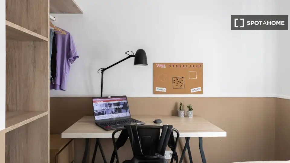 Habitación de Piso de alquiler en Getafe con Aire acondicionado, Calefacción y Amueblado