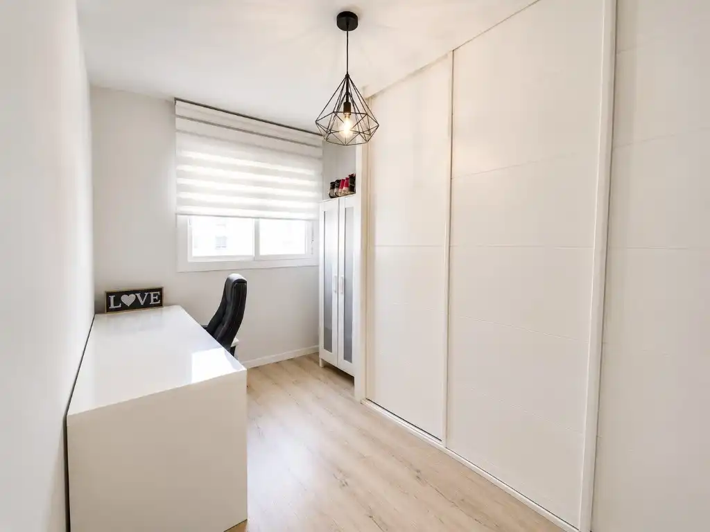 Bedroom of Flat for sale in Córdoba  with Air Conditioner, Terrace and Swimming Pool