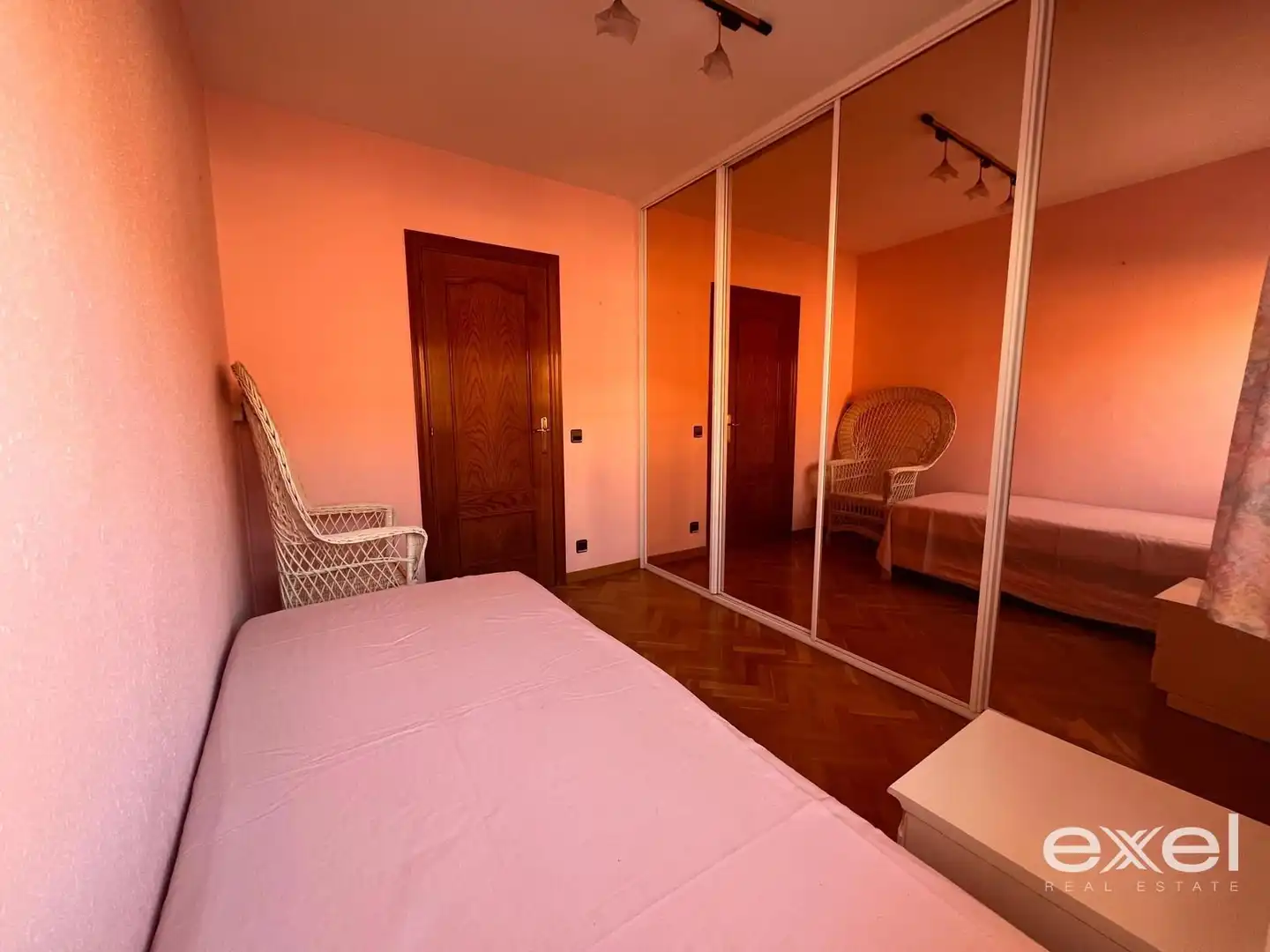 Bedroom of Flat for sale in Sant Joan Despí  with Air Conditioner, Heating and Terrace