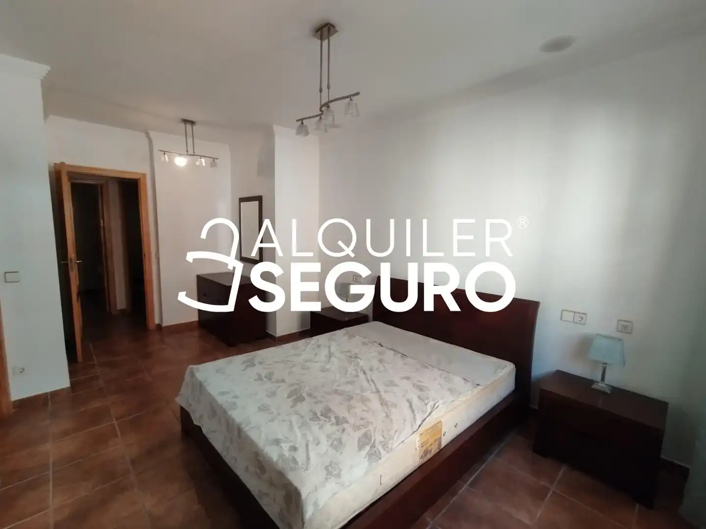 Habitación de Piso de alquiler en Mijas con Terraza y Amueblado
