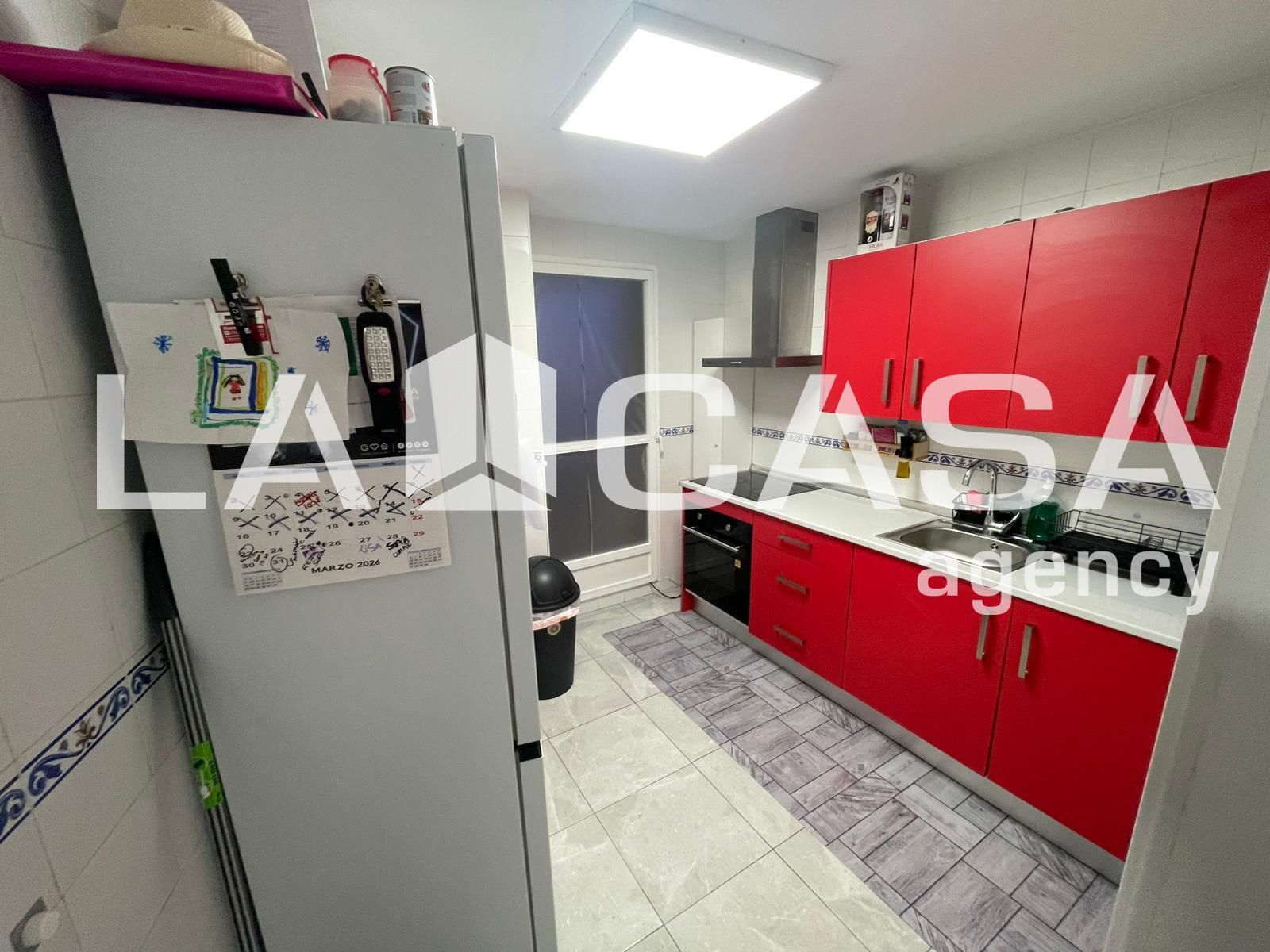 Cuina de Pis en venda en Dos Hermanas amb Aire condicionat