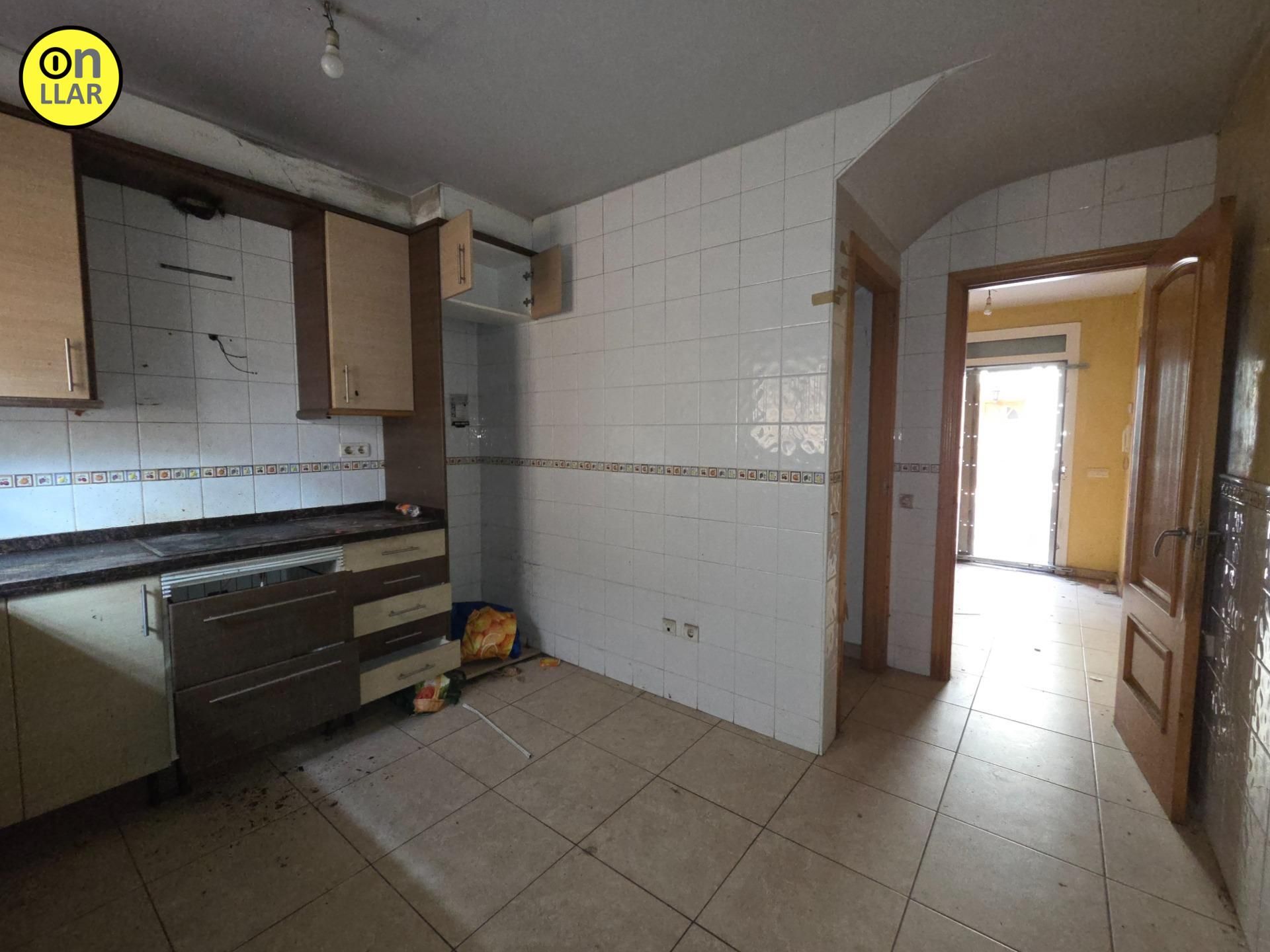 Kitchen of House or chalet for sale in Vilanova i la Geltrú  with Private garden