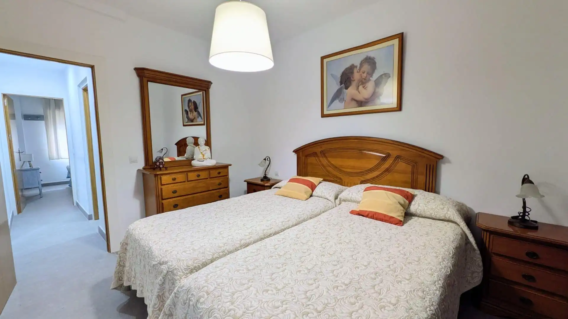 Habitación de Piso de alquiler en Fuengirola con Terraza y Amueblado