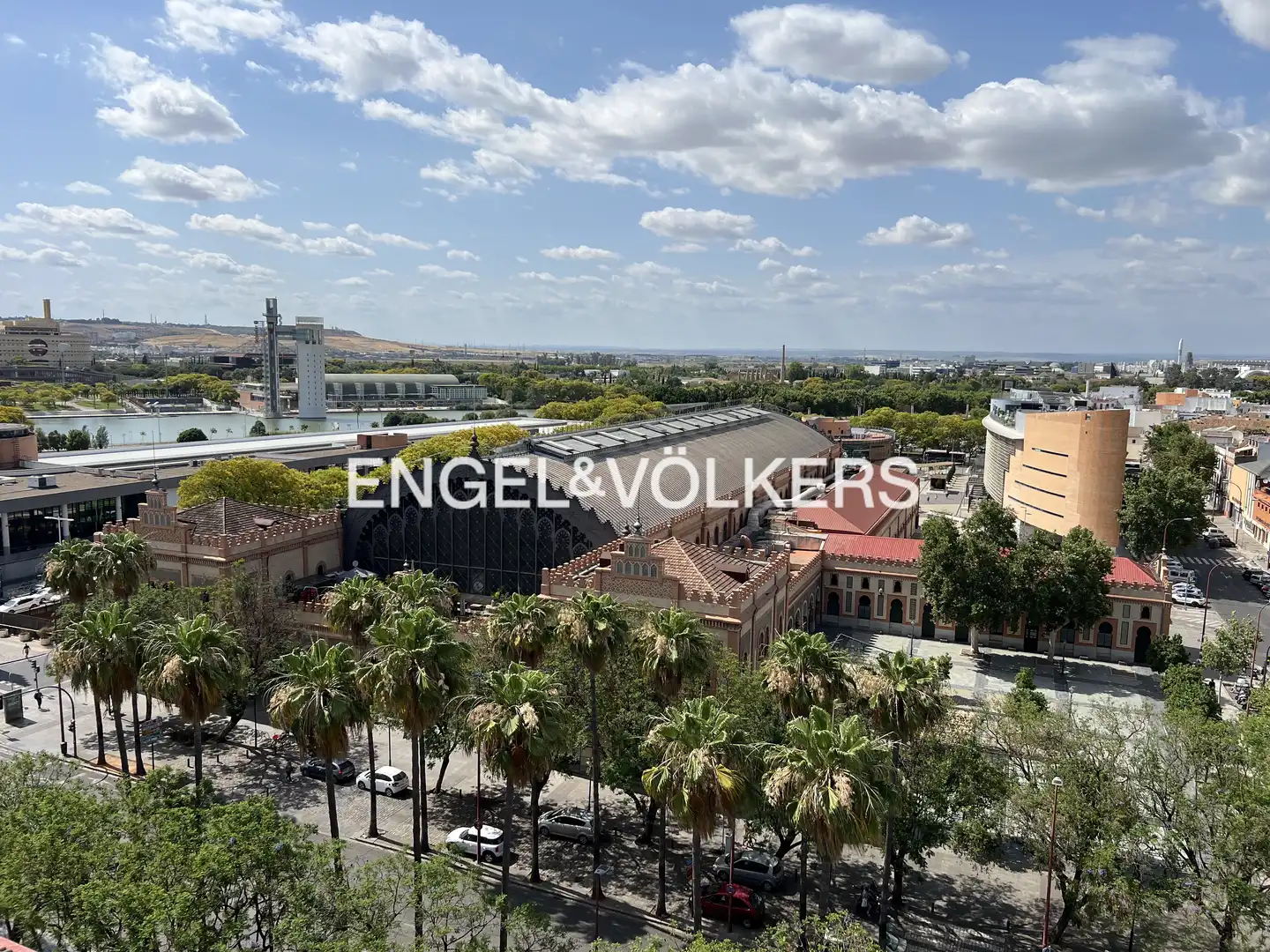 Exterior view of Flat for sale in Sevilla  with Air Conditioner and Heating