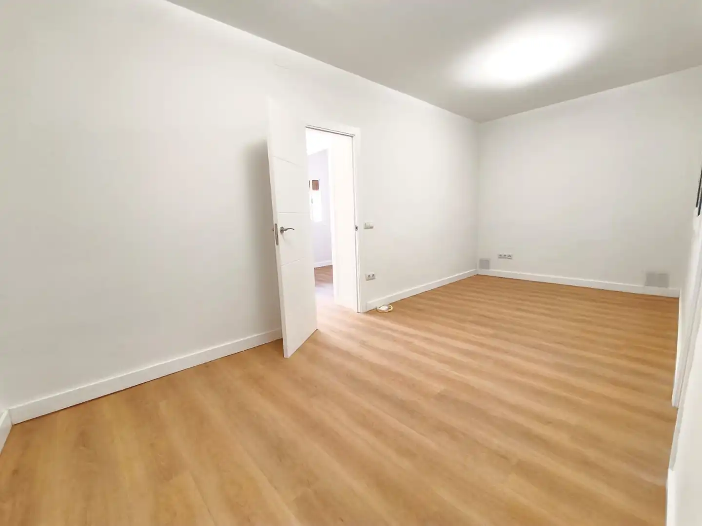 Piso en venta en Barcelona con Parquet, Terraza y Trastero