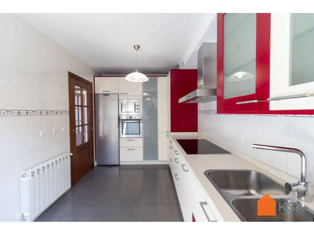 Cocina de Casa adosada en venta en Santiago de Compostela  con Jardín privado, Parquet y Terraza