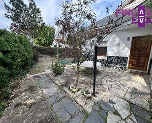 Jardí de Casa o xalet en venda en Vallromanes amb Aire condicionat, Terrassa i Piscina