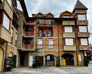Vista exterior de Apartament en venda en Noja amb Calefacció, Terrassa i Balcó