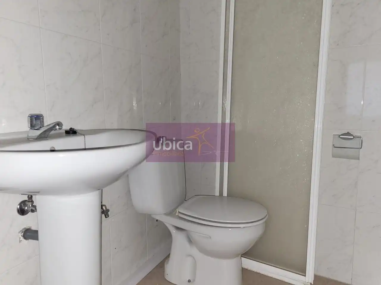 Bany de Planta baixa en venda en Vigo 