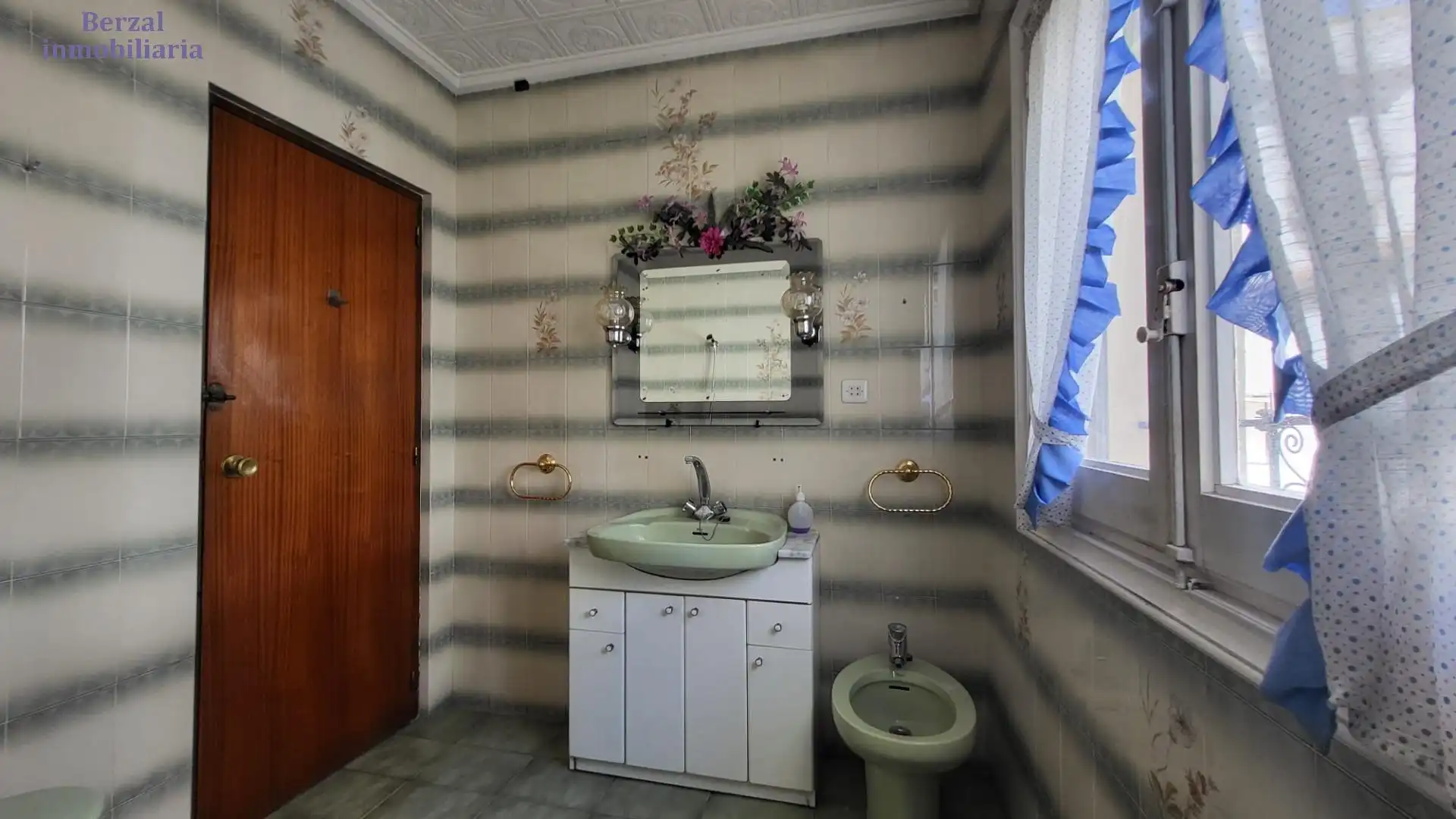 Bathroom of Flat for sale in  Logroño  with Terrace and Storage room