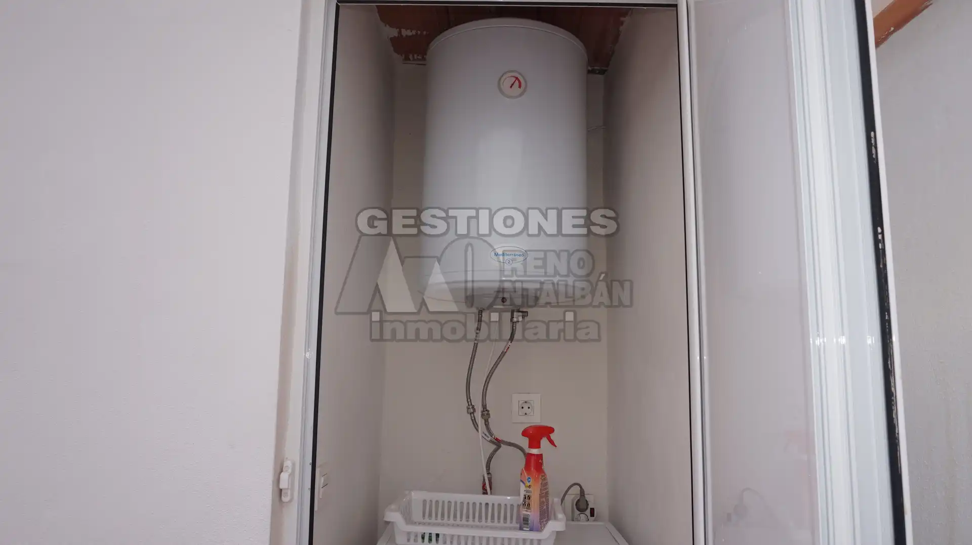 Attic for rent in Cuesta de Abarqueros, Barrio de Albaicín