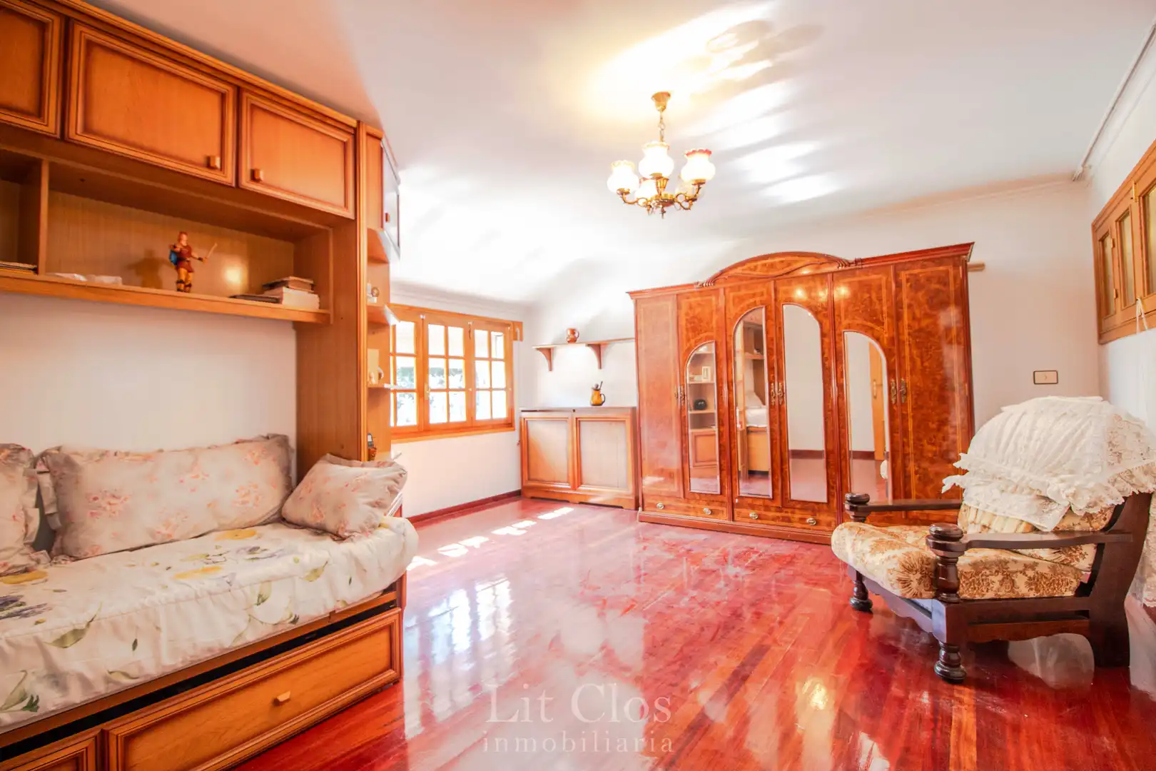 Bedroom of Houses for sale in Carballeda de Valdeorras  with Air Conditioner, Heating and Private garden