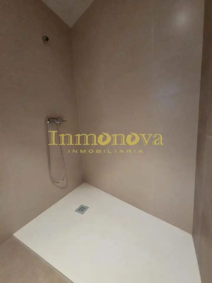 Bathroom of Flat for sale in Nigrán  with Heating, Terrace and Storage room