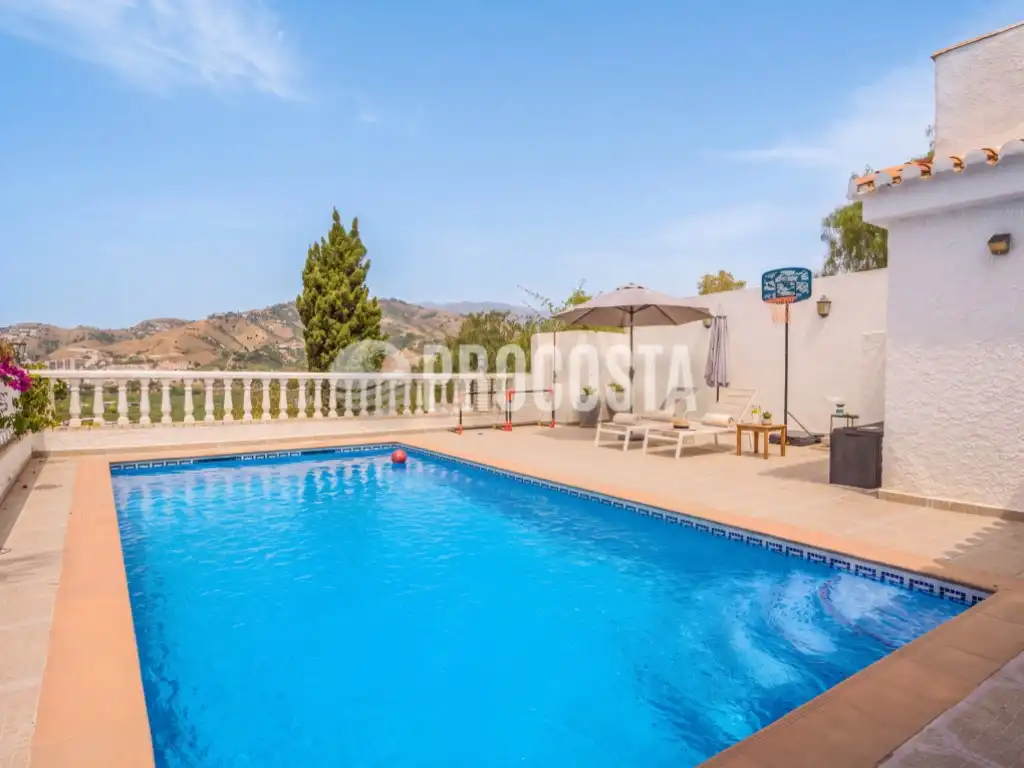 Haus mit Pool zum Verkauf in Avenida los Pinos, imagen 45