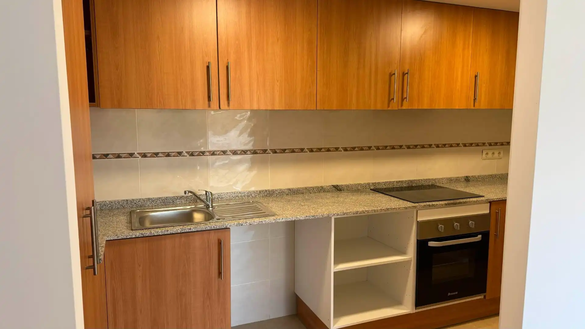 Cocina de Piso en venta en Deltebre con Aire acondicionado, Terraza y Trastero