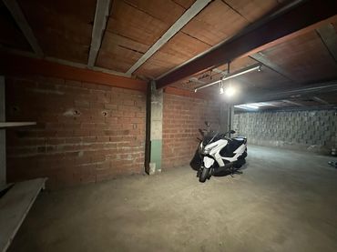 Aparcamiento en venta en Carrer d'Àngel Guimerà