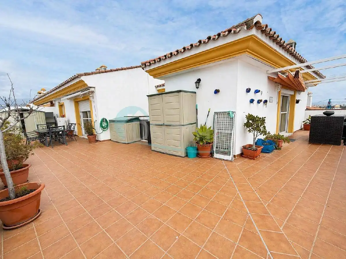 Ático con ascensor en venta en San Pedro de Alcántara, imagen 4