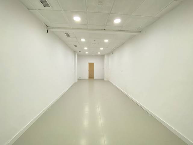 Local comercial en Alquiler en Harizti Industrialdea en Olaberria